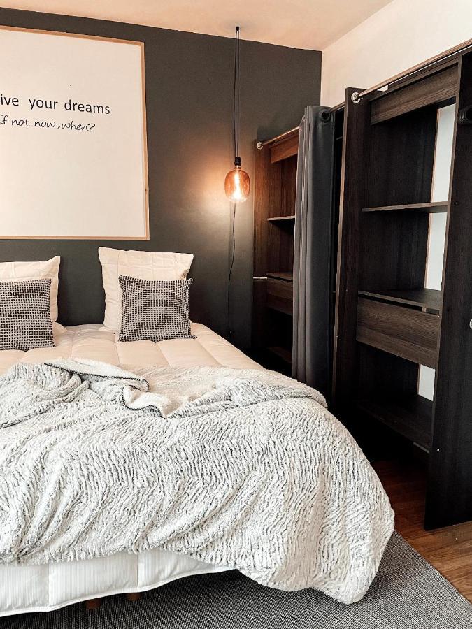 Le Cocon Blanc - T2 - Parking Prive - Balcon - Nouvelle Ville, Gare Apartment *