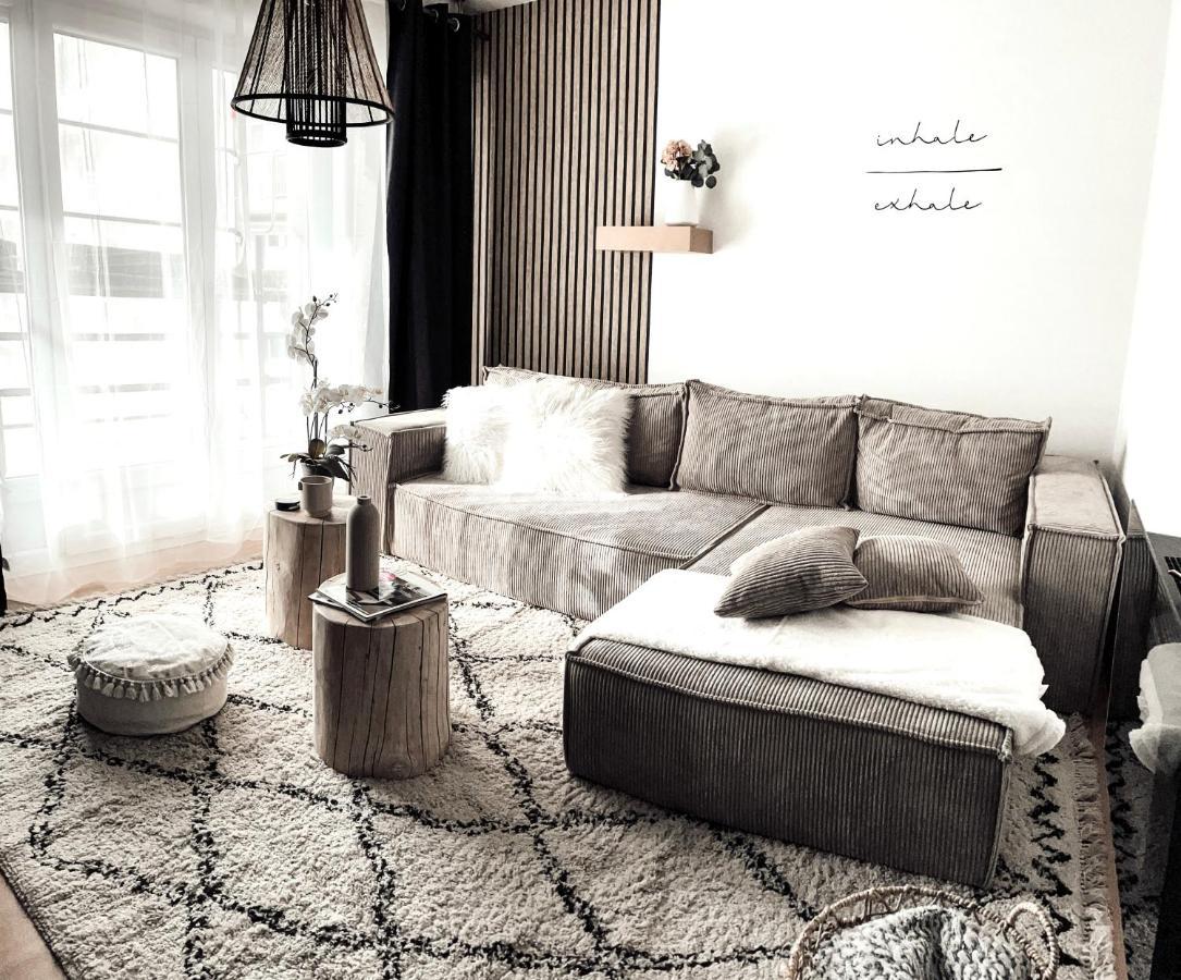 Le Cocon Blanc - T2 - Parking Prive - Balcon - Nouvelle Ville, Gare Apartment Metz