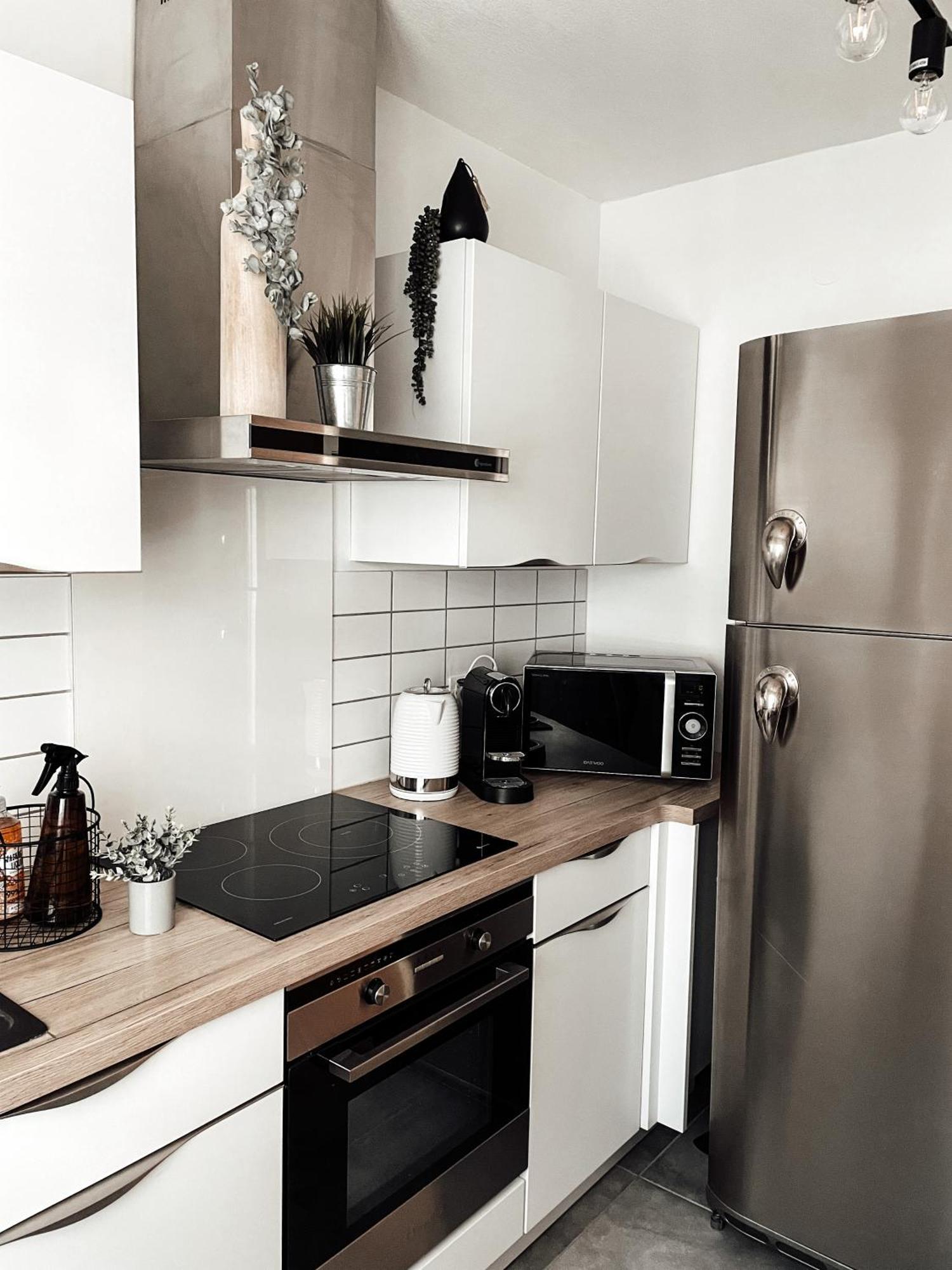 Apartment Le Cocon Blanc - T2 - Parking Prive - Balcon - Nouvelle Ville, Gare